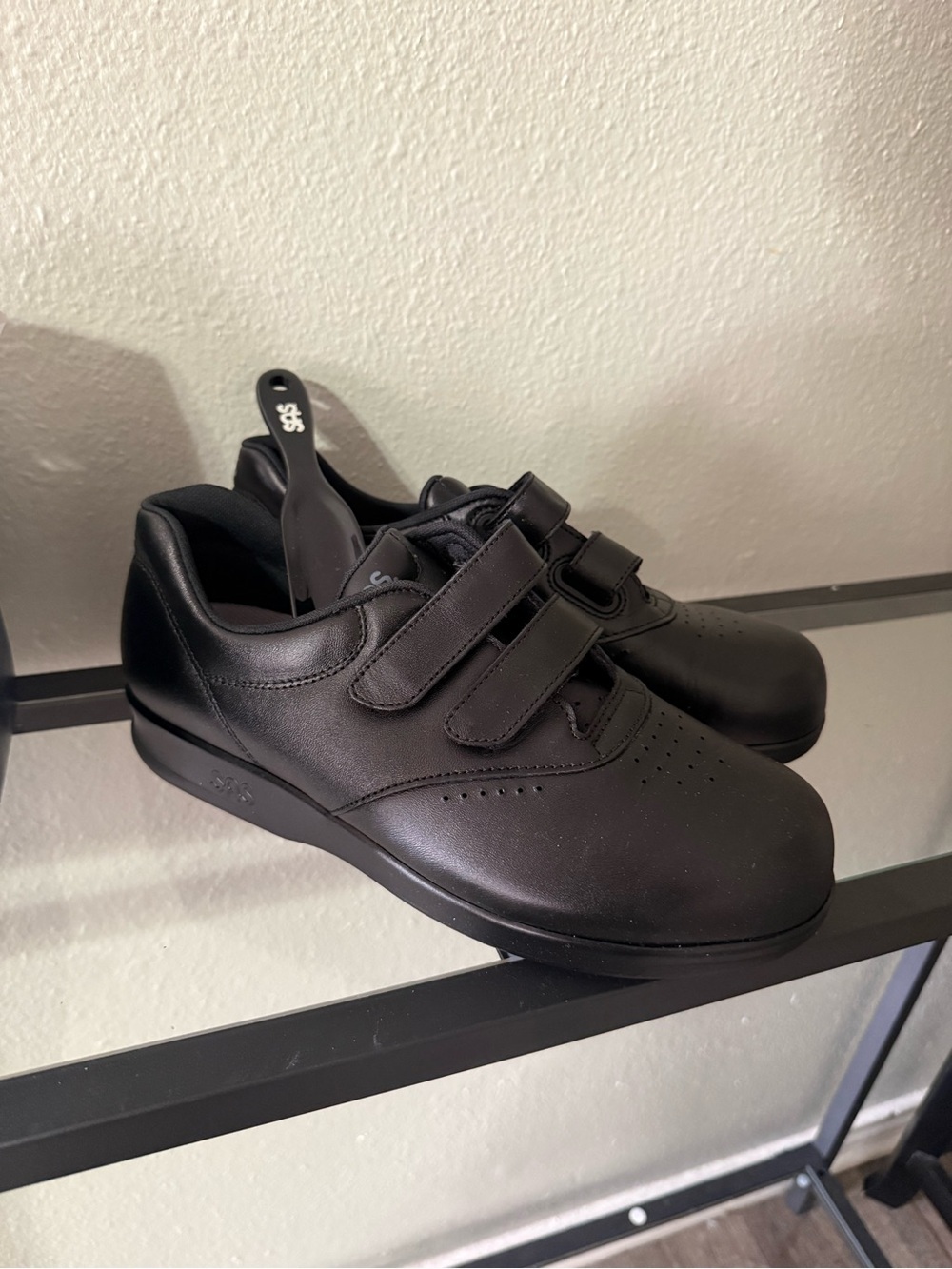 SAS Me Too Black Leather Comfort Shoes – Women's 7.5 Wide – NIB